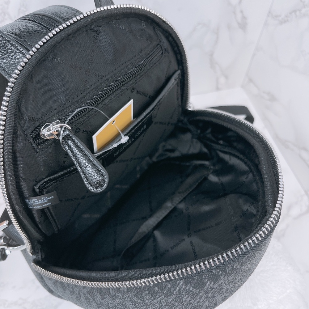 Michael Kors Erin Small Backpack and Wallet - Picture 9 of 14